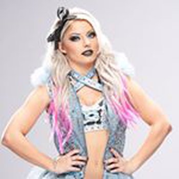 Alexa Bliss photo