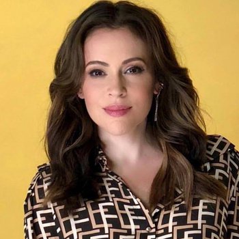 Alyssa Milano photo