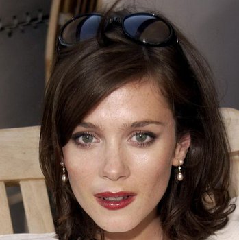 Anna Friel photo