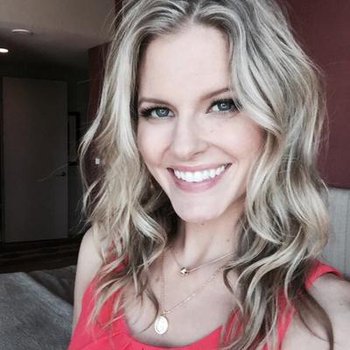 Chelsey Crisp photo