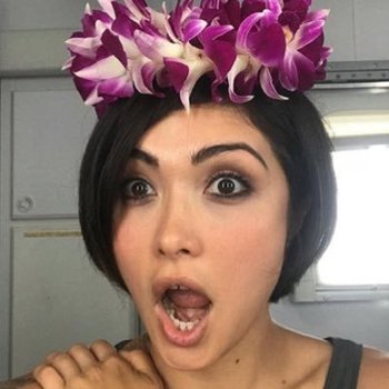 Daniella Pineda photo