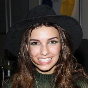 Denyse Tontz photo