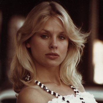 Dorothy Stratten photo