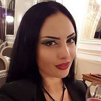 Ezada Sinn photo