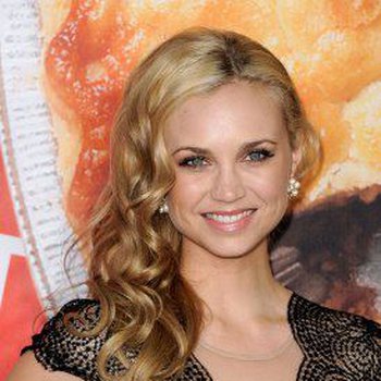 Fiona Gubelmann photo