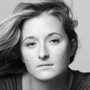 Grace Gummer photo