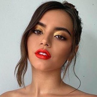 Isabela Moner photo