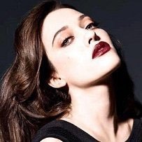 Kat Dennings photo