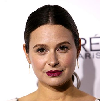 Katie Lowes photo