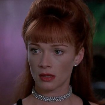 Lauren Holly photo