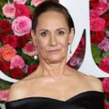 Laurie Metcalf photo