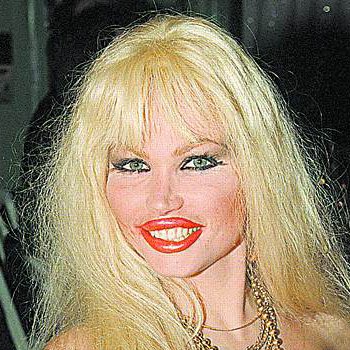 Lolo Ferrari photo