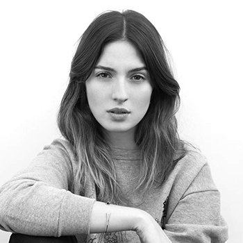 Maria Valverde photo