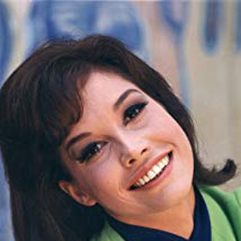 Mary Tyler Moore photo