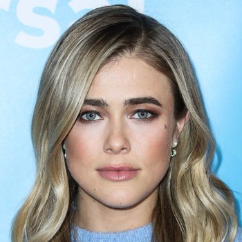 Melissa Roxburgh photo