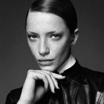 Milagros Schmoll photo