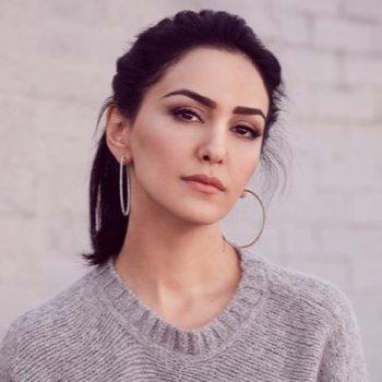 Nazanin Boniadi photo