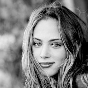 Nora Arnezeder photo