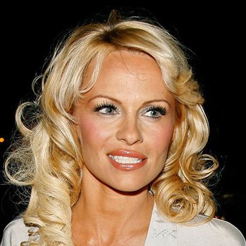 Pamela Anderson photo