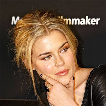 Rachael Taylor photo