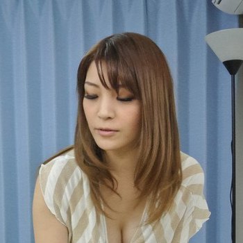 Sakura Aoi photo