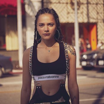 Sasha Lane photo