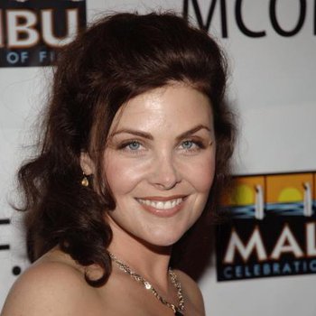 Sherilyn Fenn photo