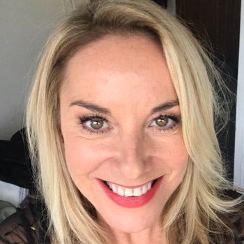 Tamzin Outhwaite photo